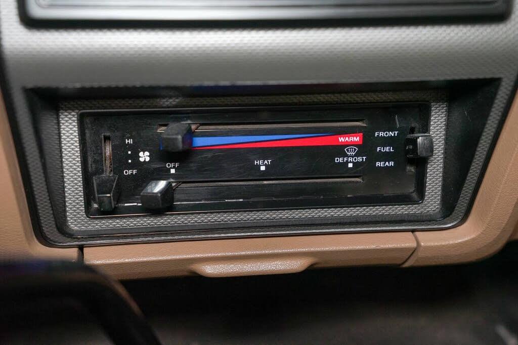 52k-Mile 1986 Ford F-250 4x4