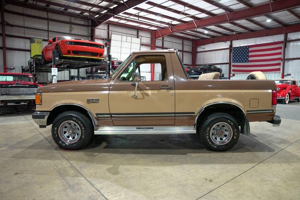 1987 Ford Bronco XLT - 3