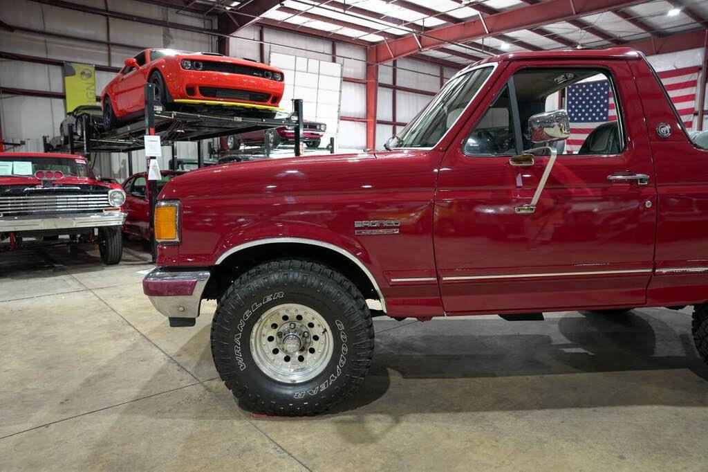 1991 Ford Bronco Silver Anniversary - 2