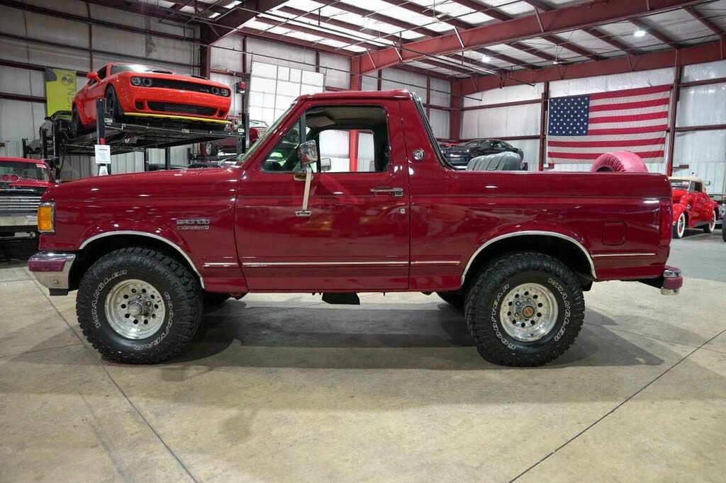 1991 Ford Bronco Silver Anniversary - 3