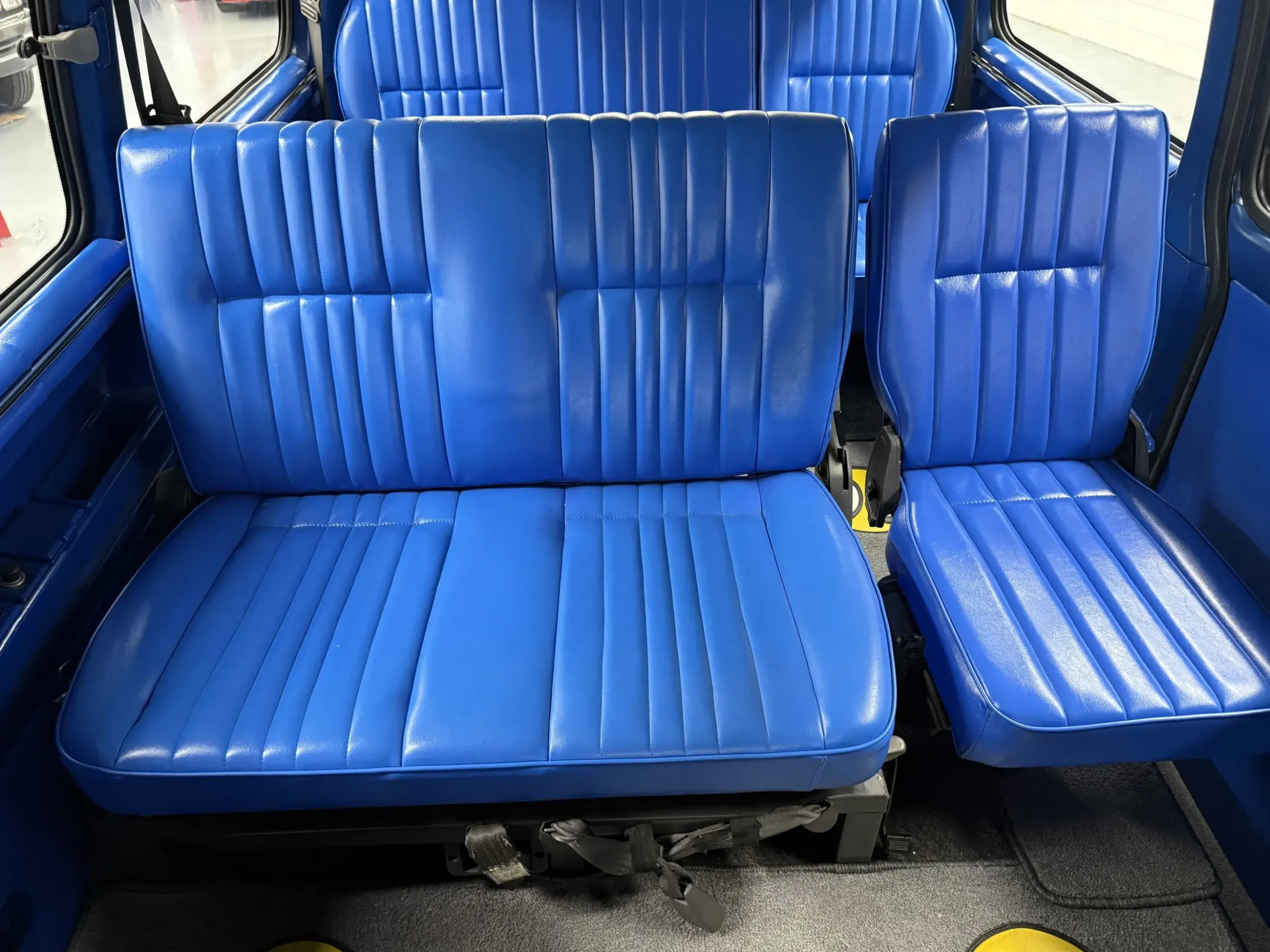 Lifted 1993 Mitsubishi Delica L300