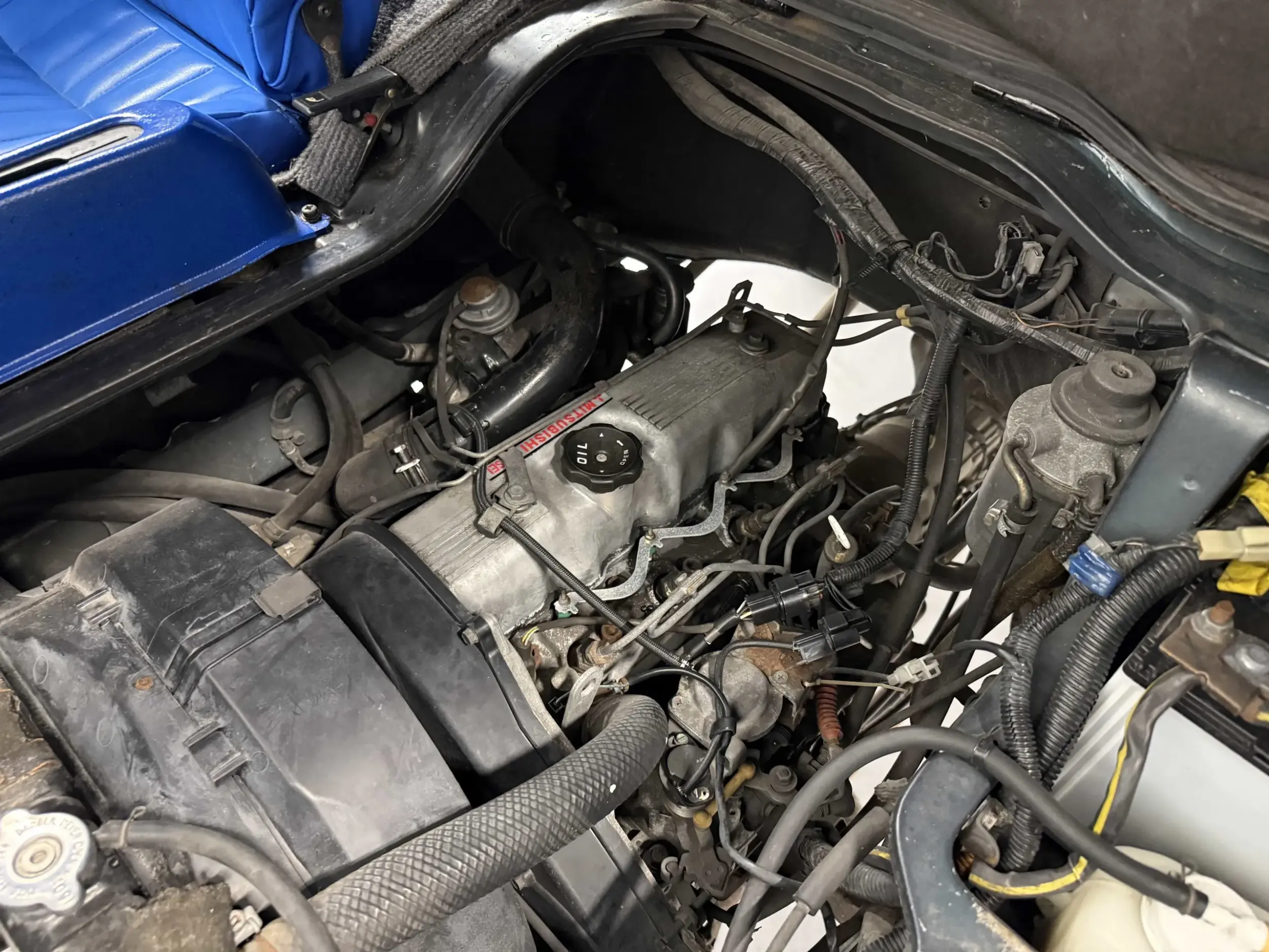 Lifted 1993 Mitsubishi Delica L300