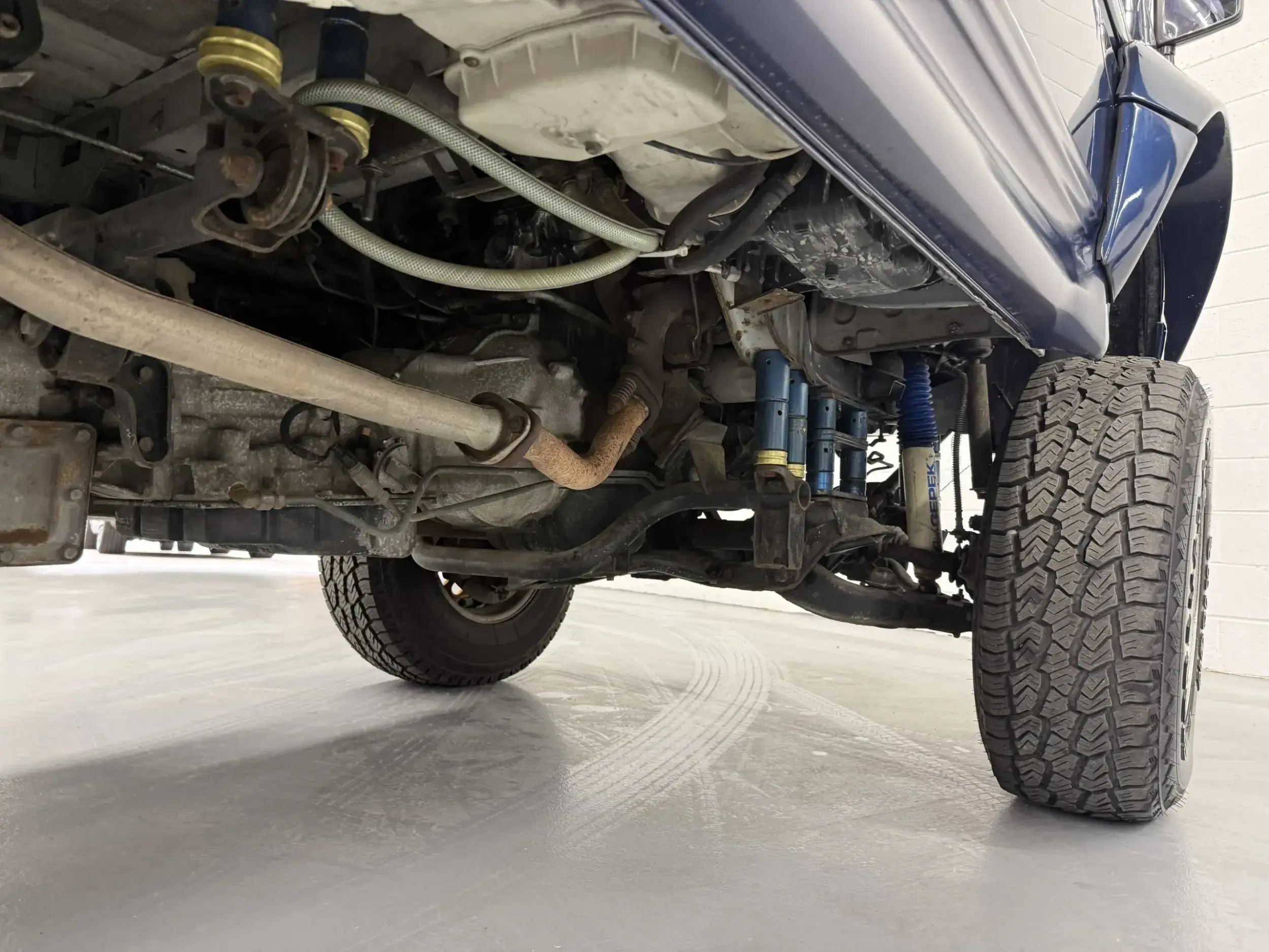Lifted 1993 Mitsubishi Delica L300