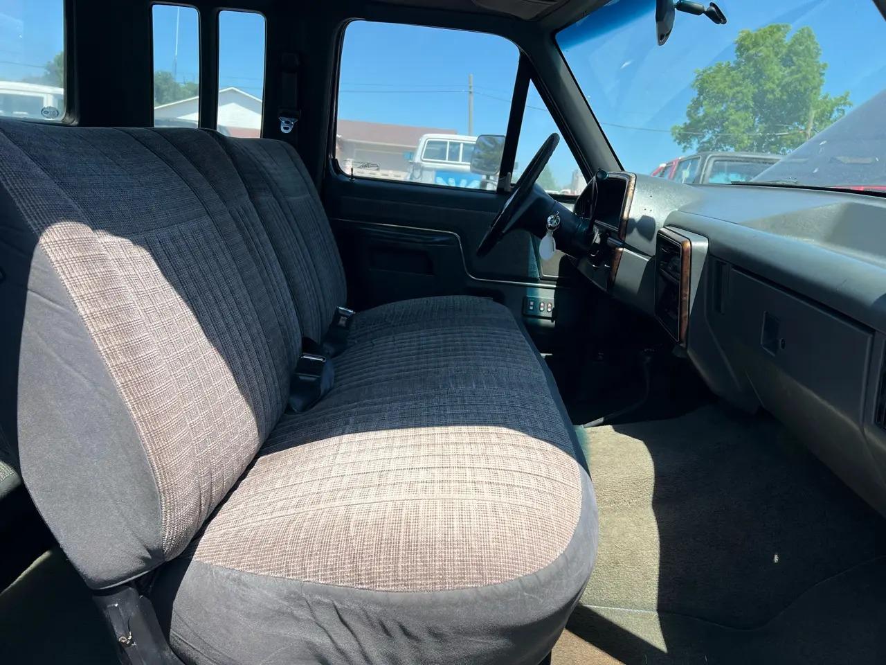 1991 Ford F-250 XLT Lariat