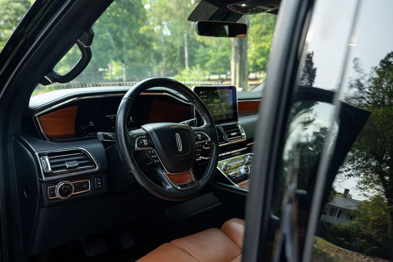 2018 Lincoln Navigator Reserve Sport