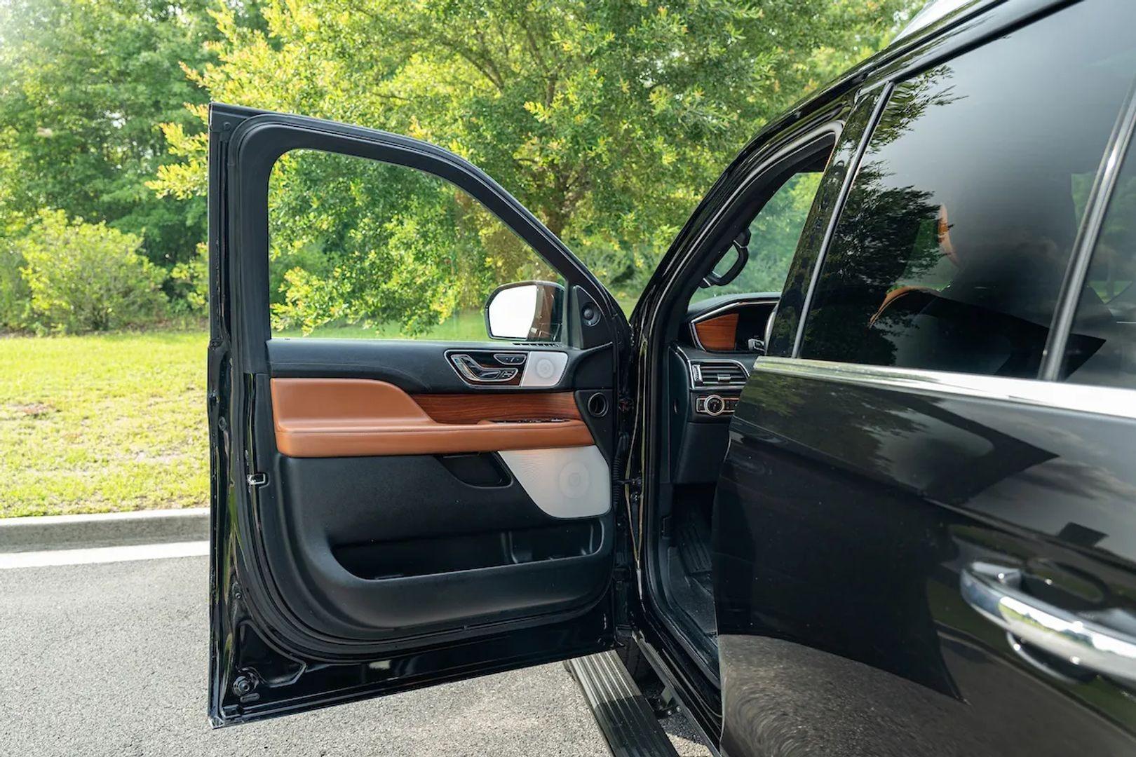2018 Lincoln Navigator Reserve Sport