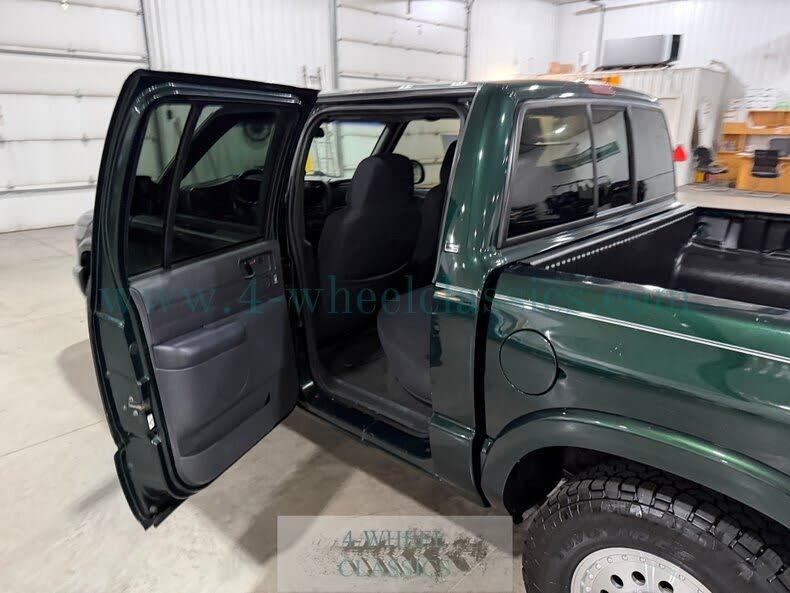 2003 Chevrolet S-10 LS