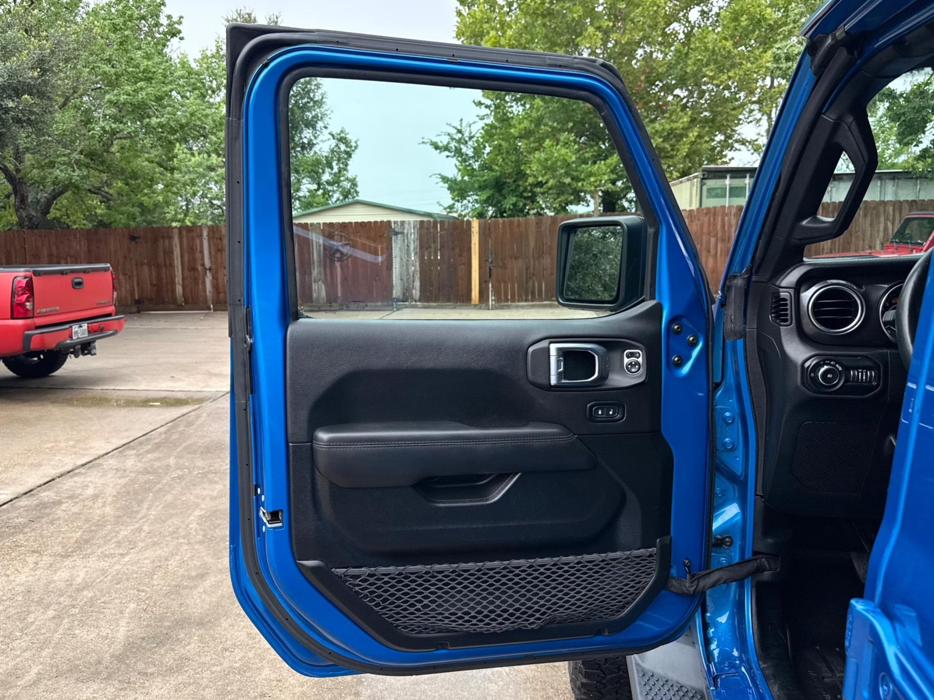 2021 Jeep Wrangler Unlimited Sahara Altitude