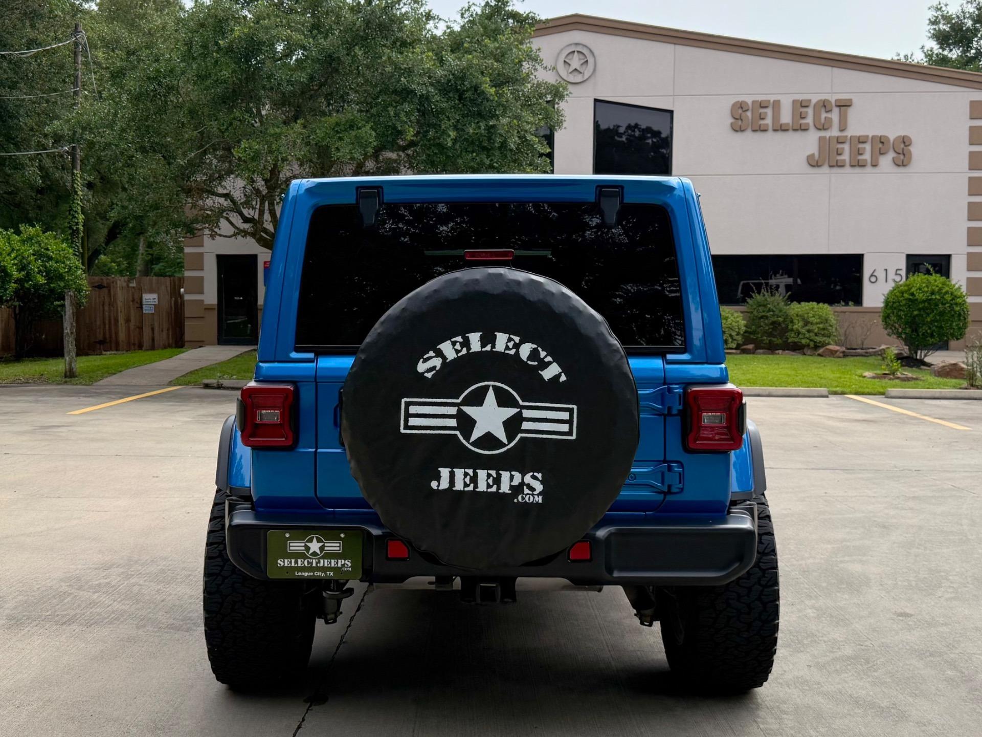2021 Jeep Wrangler Unlimited Sahara Altitude