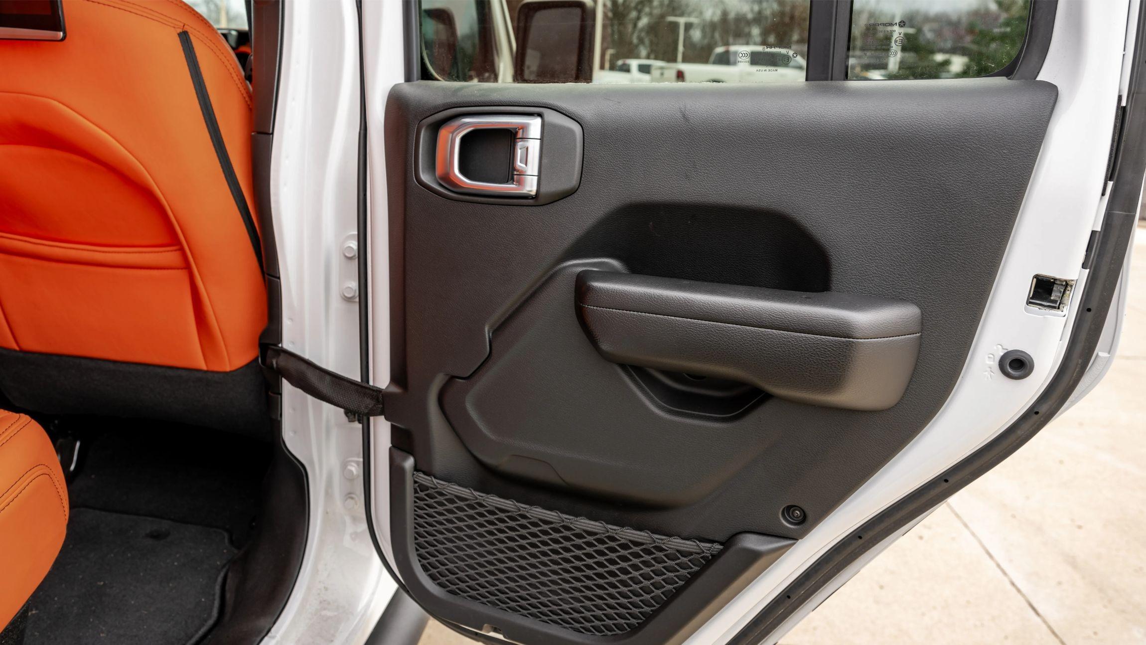 Sold: 2021 Jeep Gladiator Sport 6×4