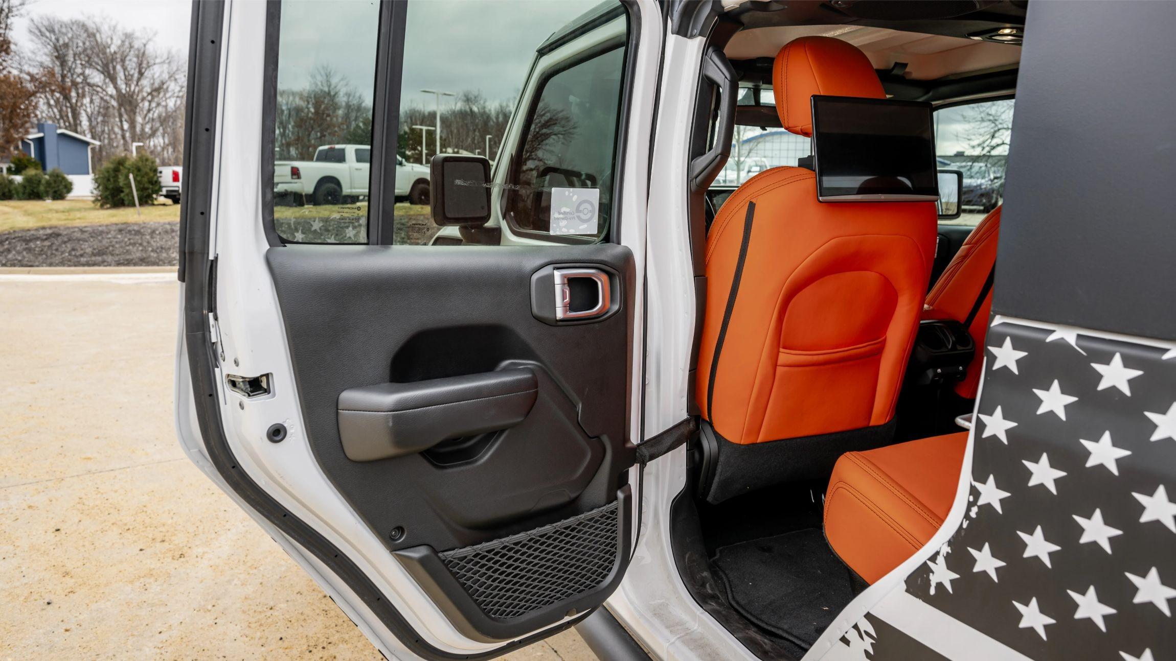 Sold: 2021 Jeep Gladiator Sport 6×4