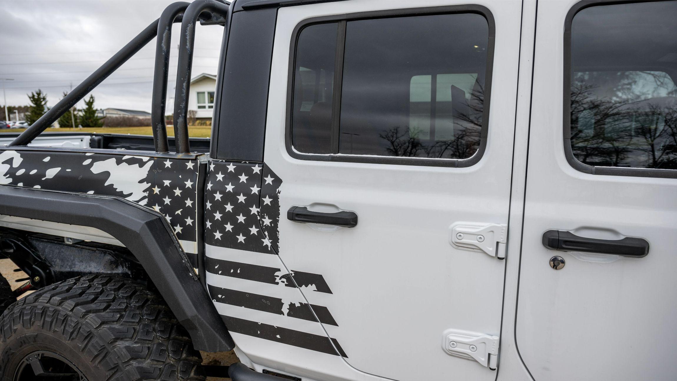 Sold: 2021 Jeep Gladiator Sport 6×4