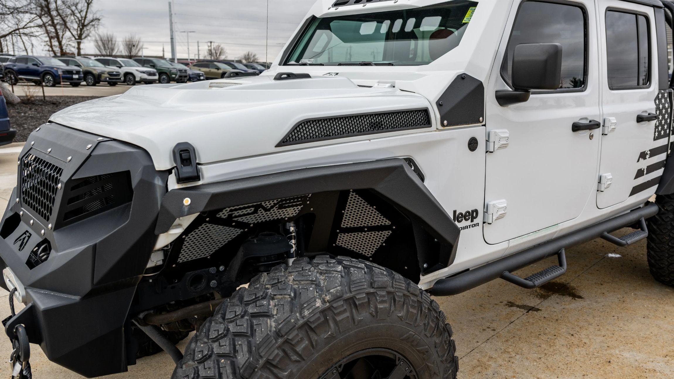 Sold: 2021 Jeep Gladiator Sport 6×4