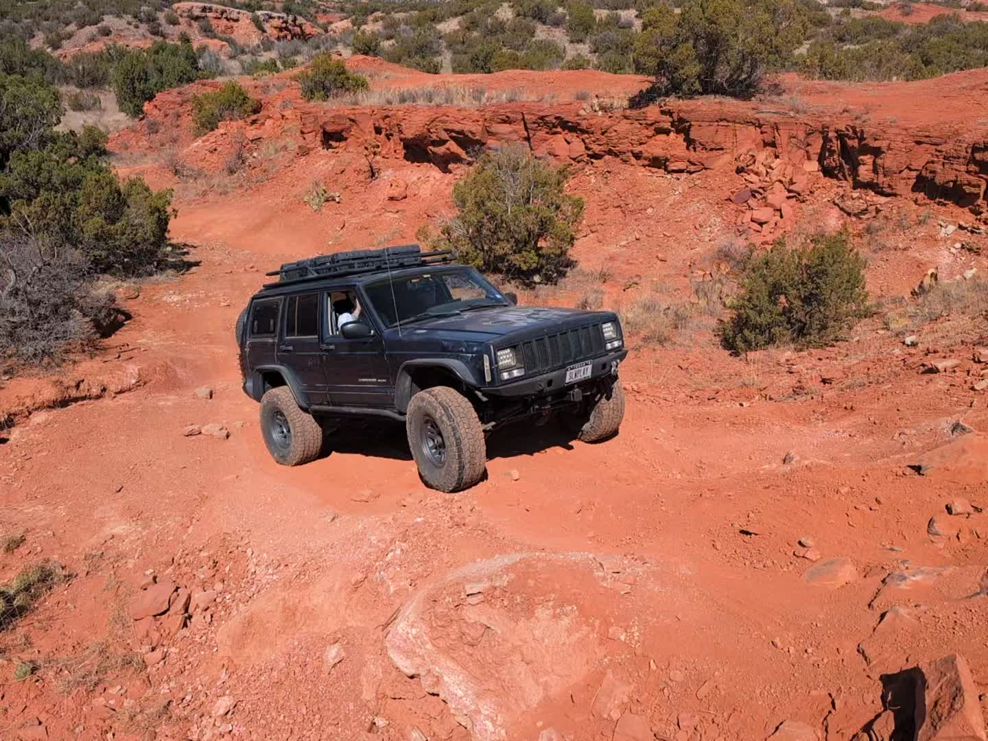Heavily-Modified 2000 Jeep Cherokee Sport