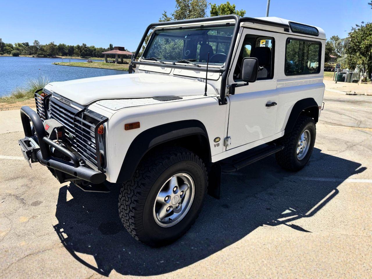  Land Rover Defender