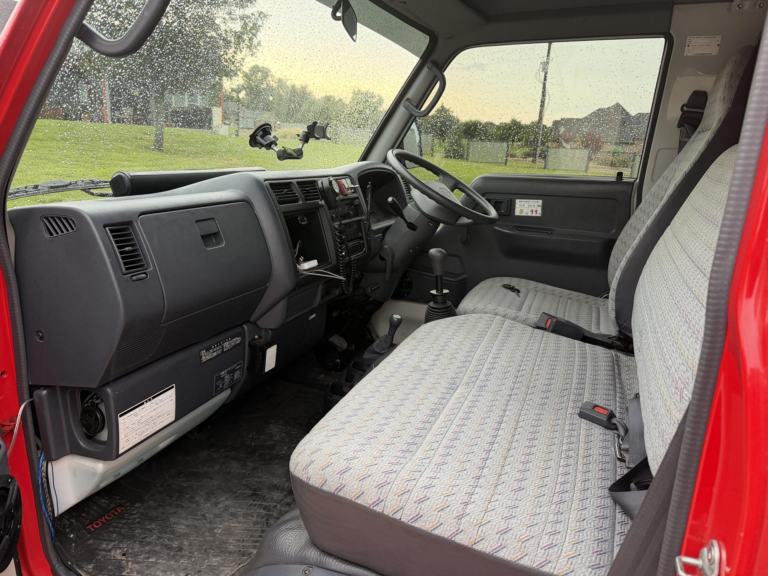 2000 Toyota Dyna 150