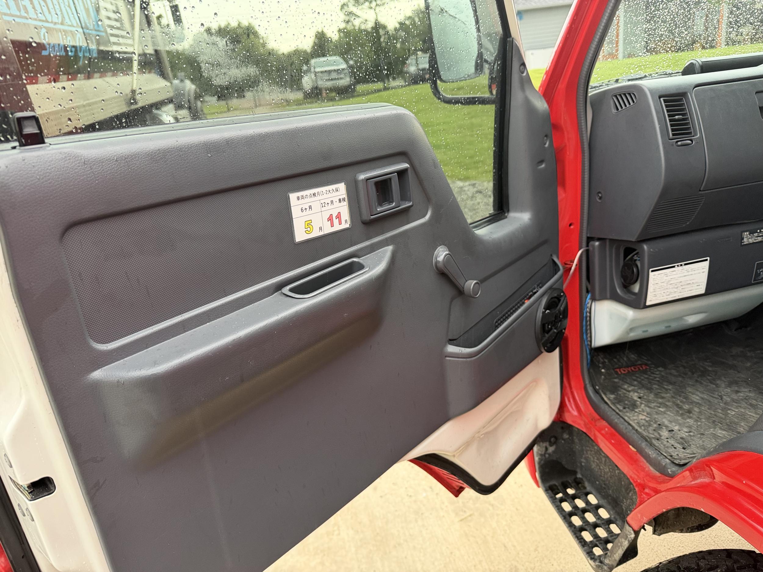 2000 Toyota Dyna 150