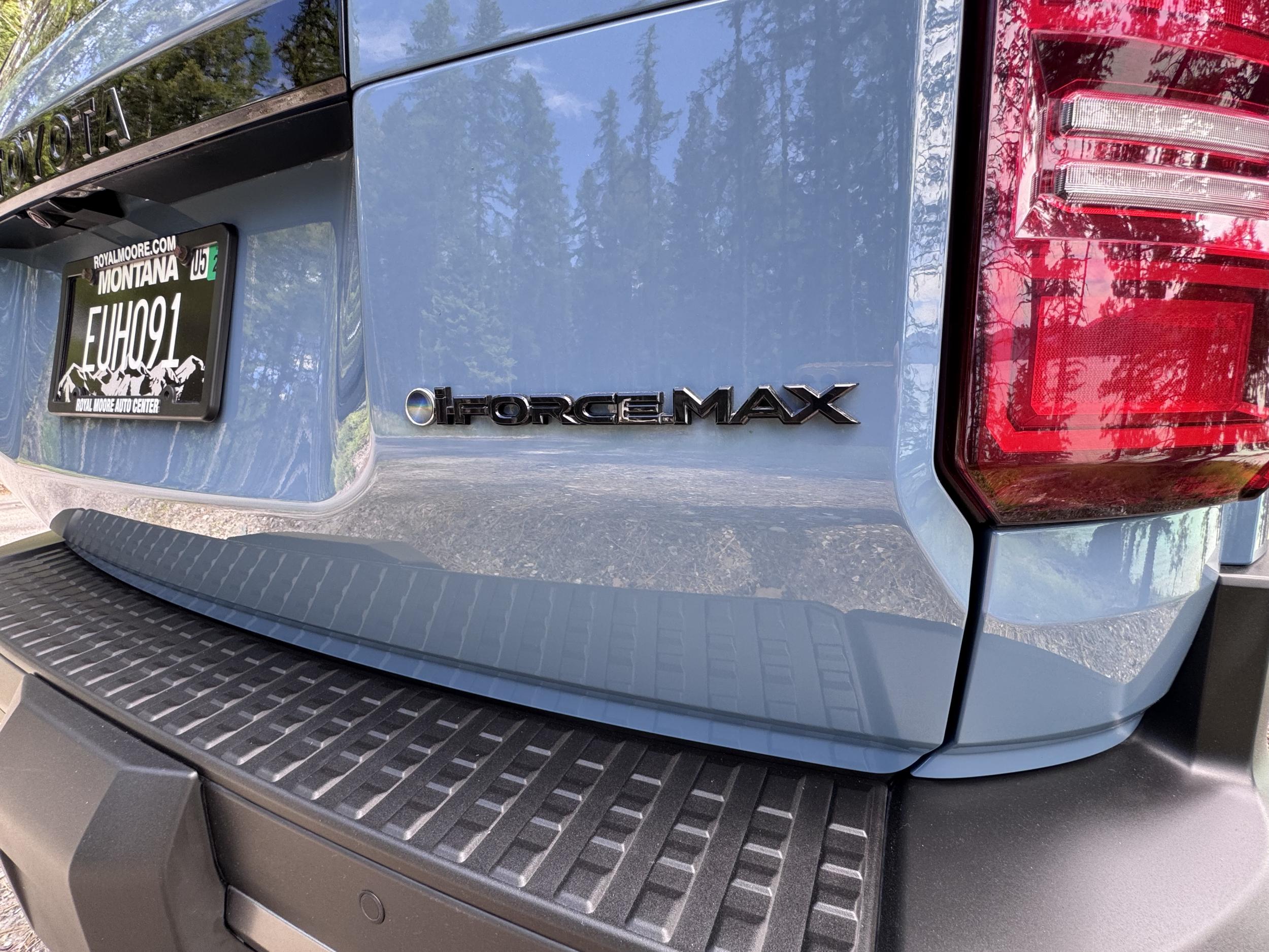 2025 Toyota Land Cruiser Heritage Edition