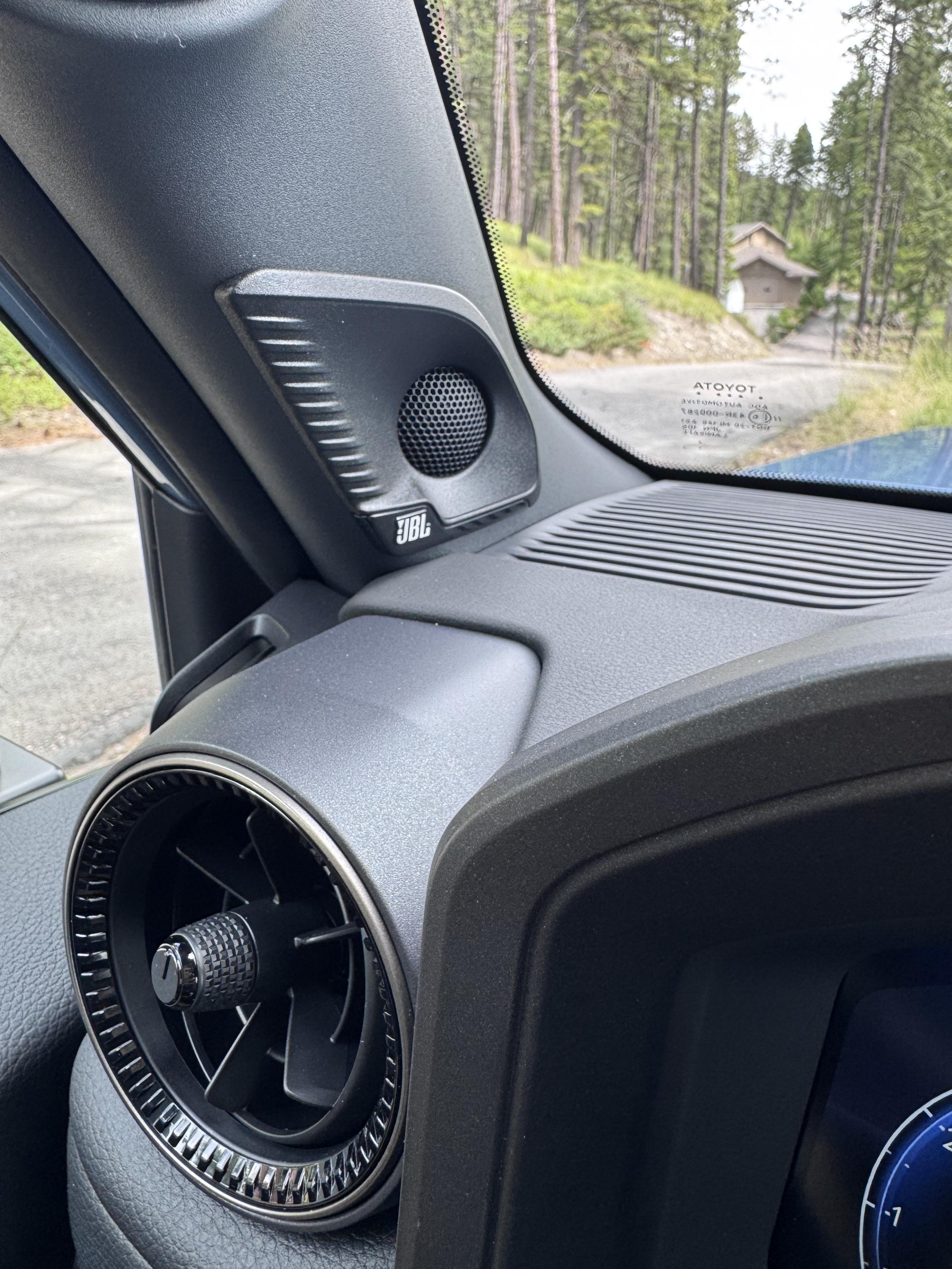2025 Toyota Land Cruiser Heritage Edition