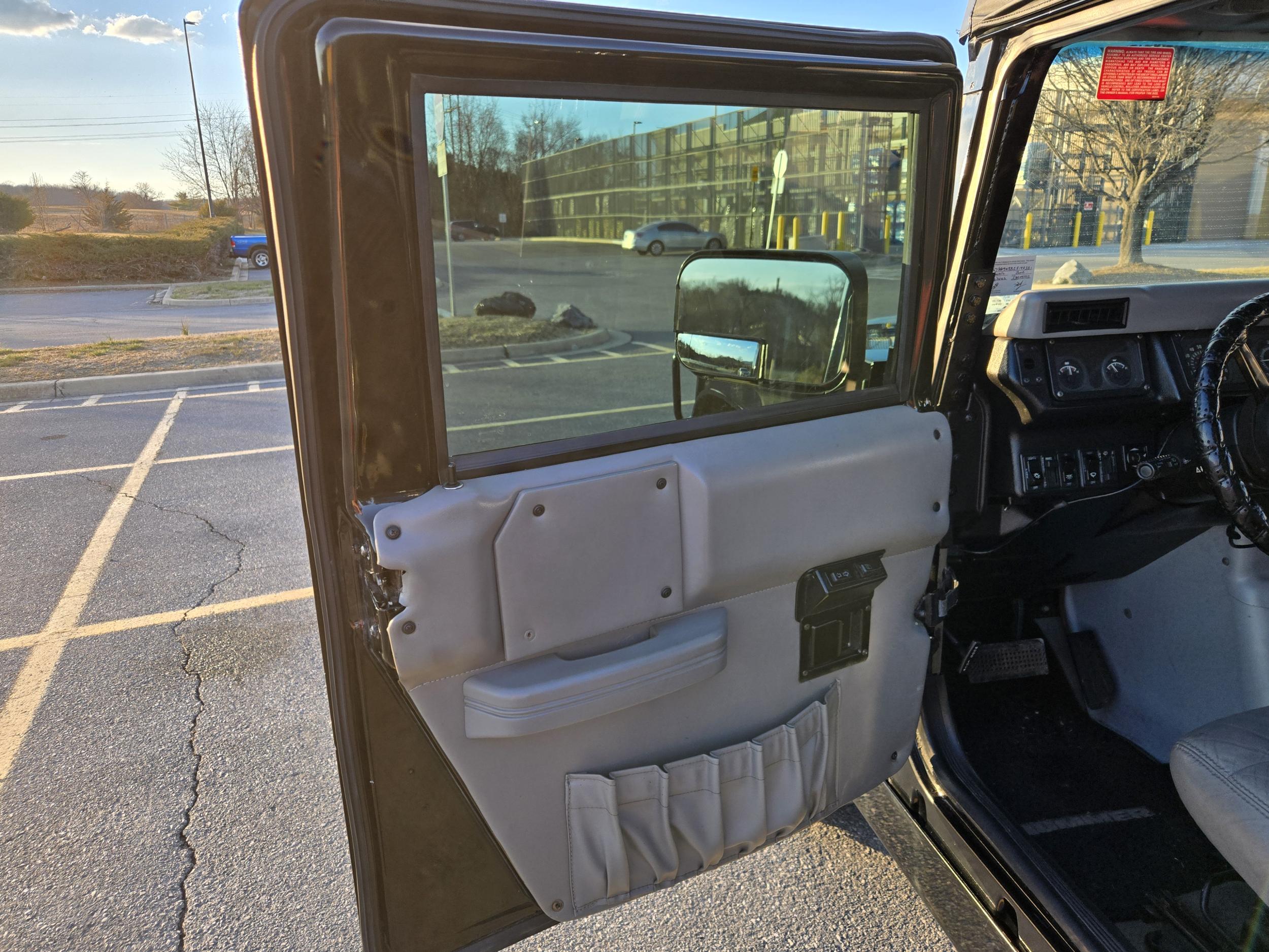 2002 HUMMER H1 Open Top