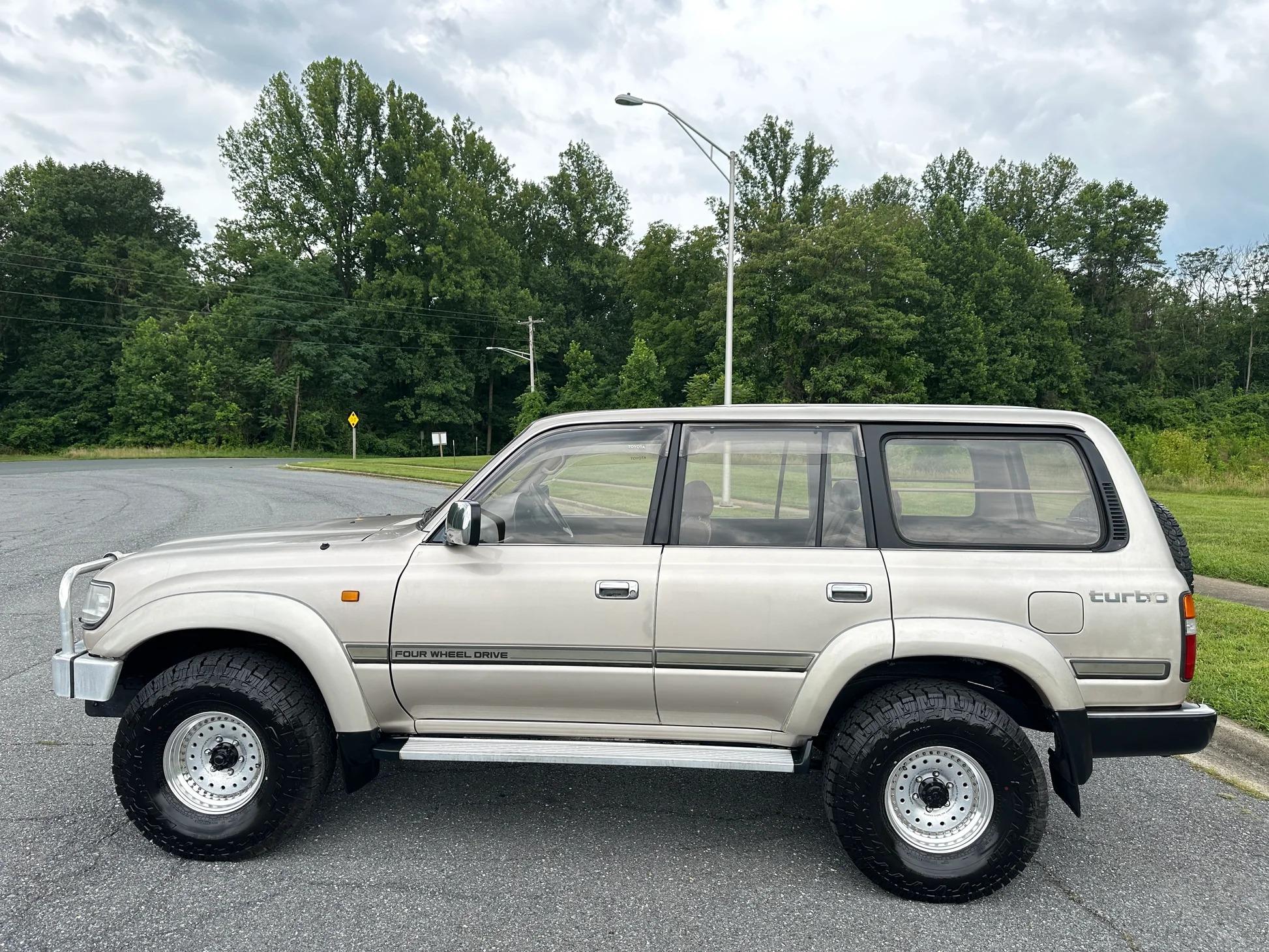 Triple-Locked 1991 Toyota Land Cruiser HDJ81 VX - 3