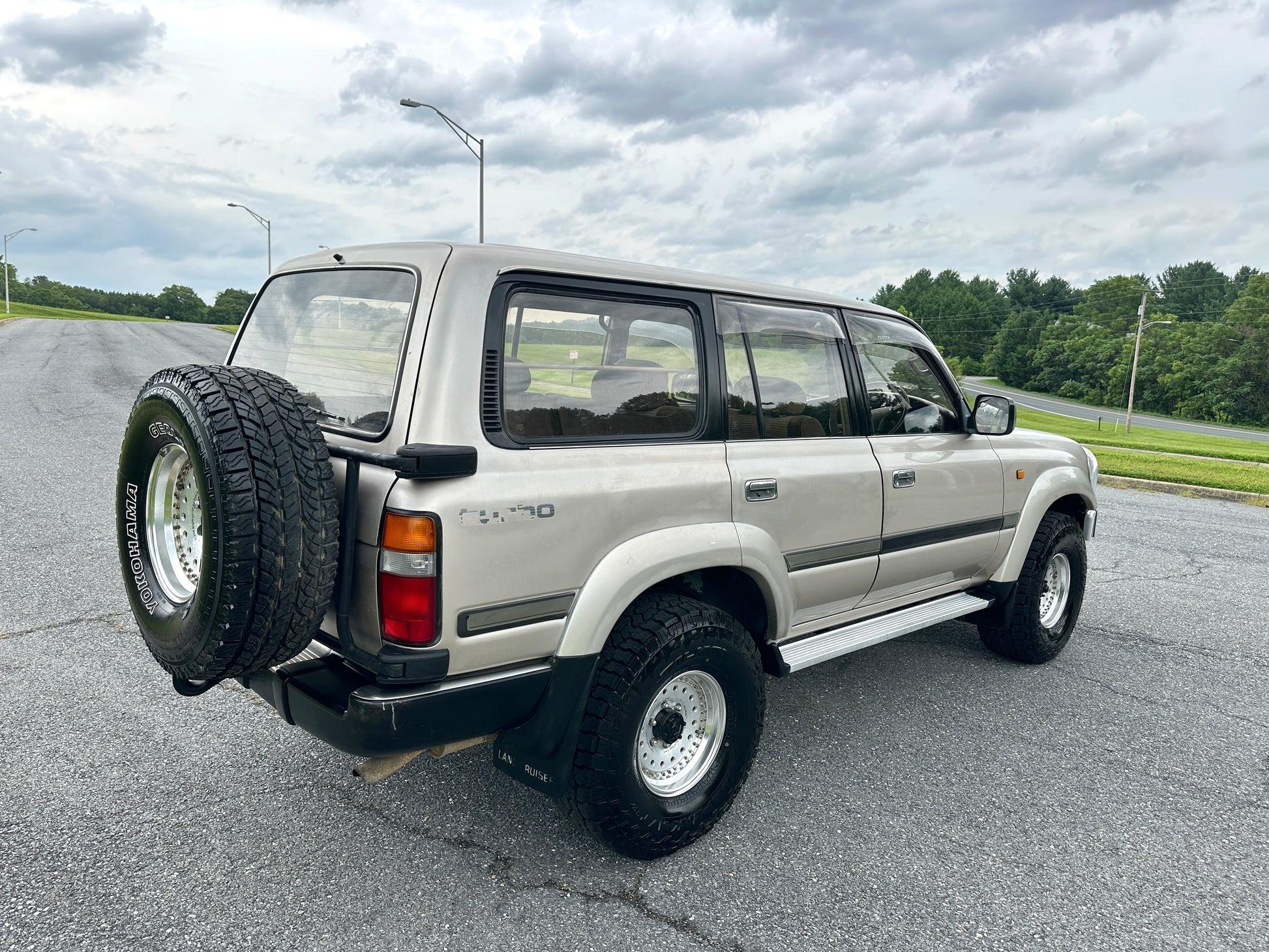 Triple-Locked 1991 Toyota Land Cruiser HDJ81 VX