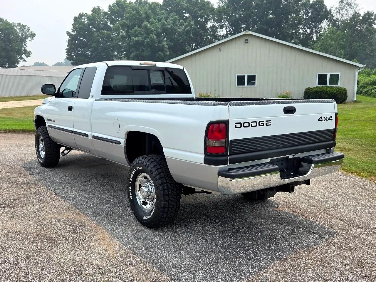 1999 Dodge Ram 2500 Quad Cab - 3