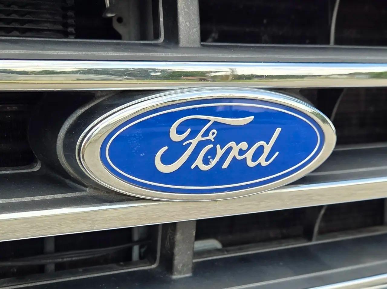 1989 Ford F-150 XLT Lariat
