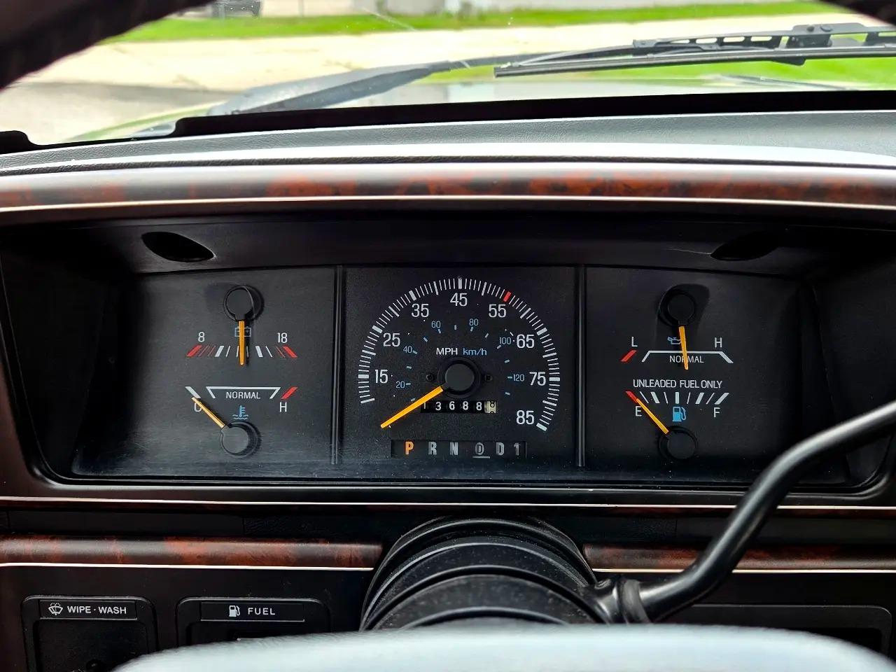 1989 Ford F-150 XLT Lariat