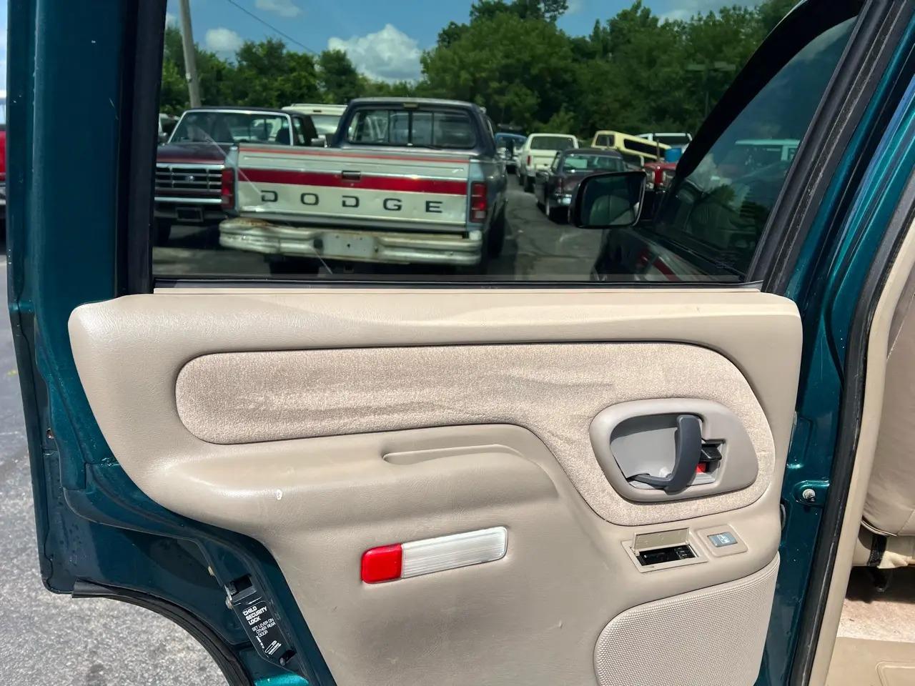 1997 Chevrolet Tahoe 1500 LT
