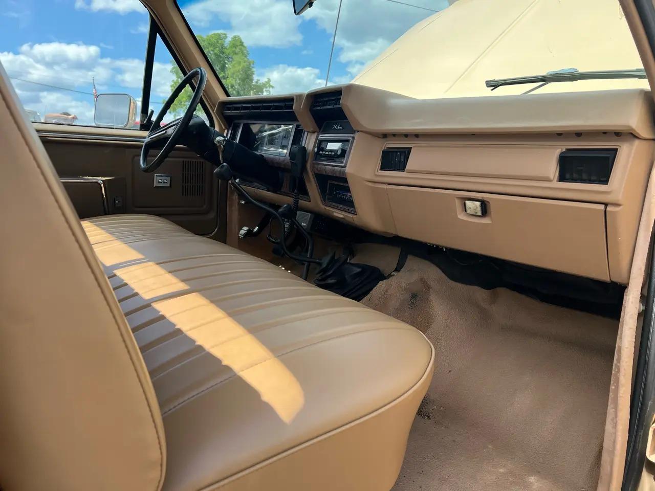 1985 Ford Pickup F-250