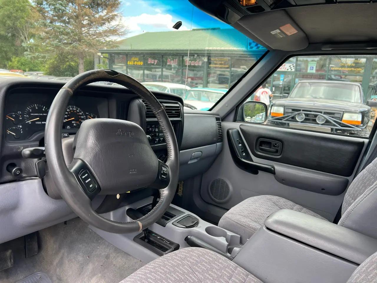 1997 Jeep Cherokee Sport