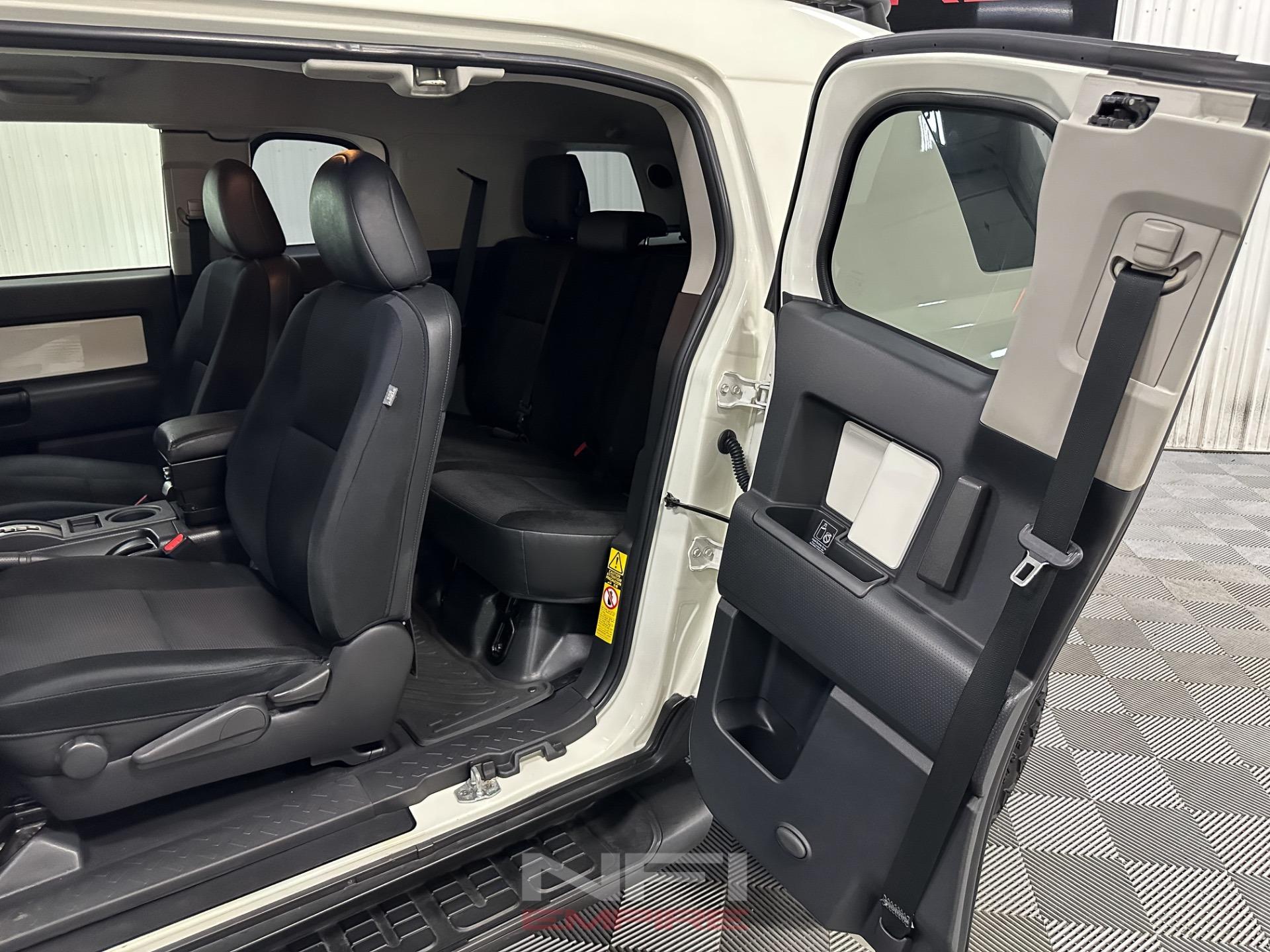 2013 Toyota FJ Cruiser