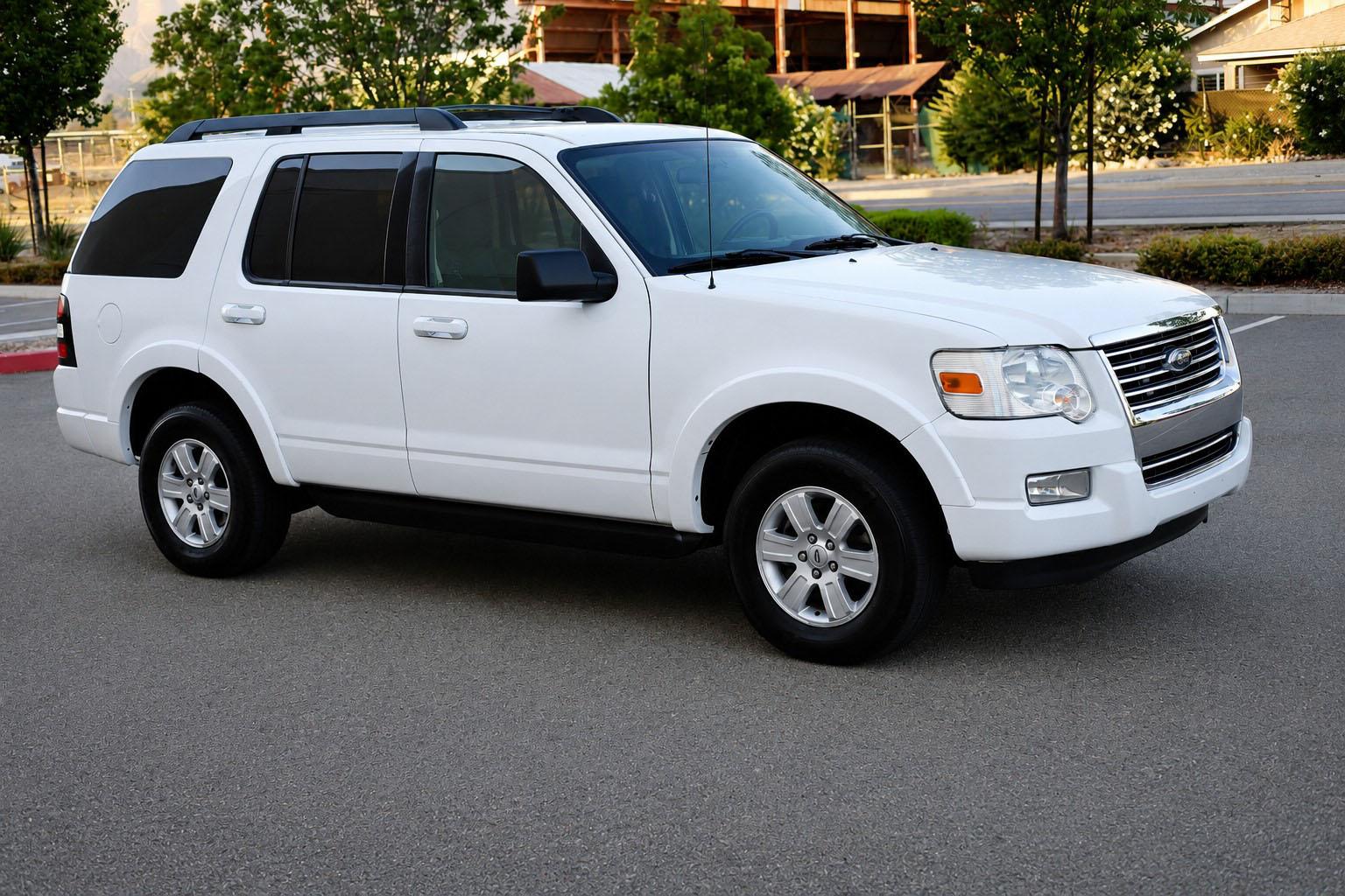 2010 Ford Explorer XLT