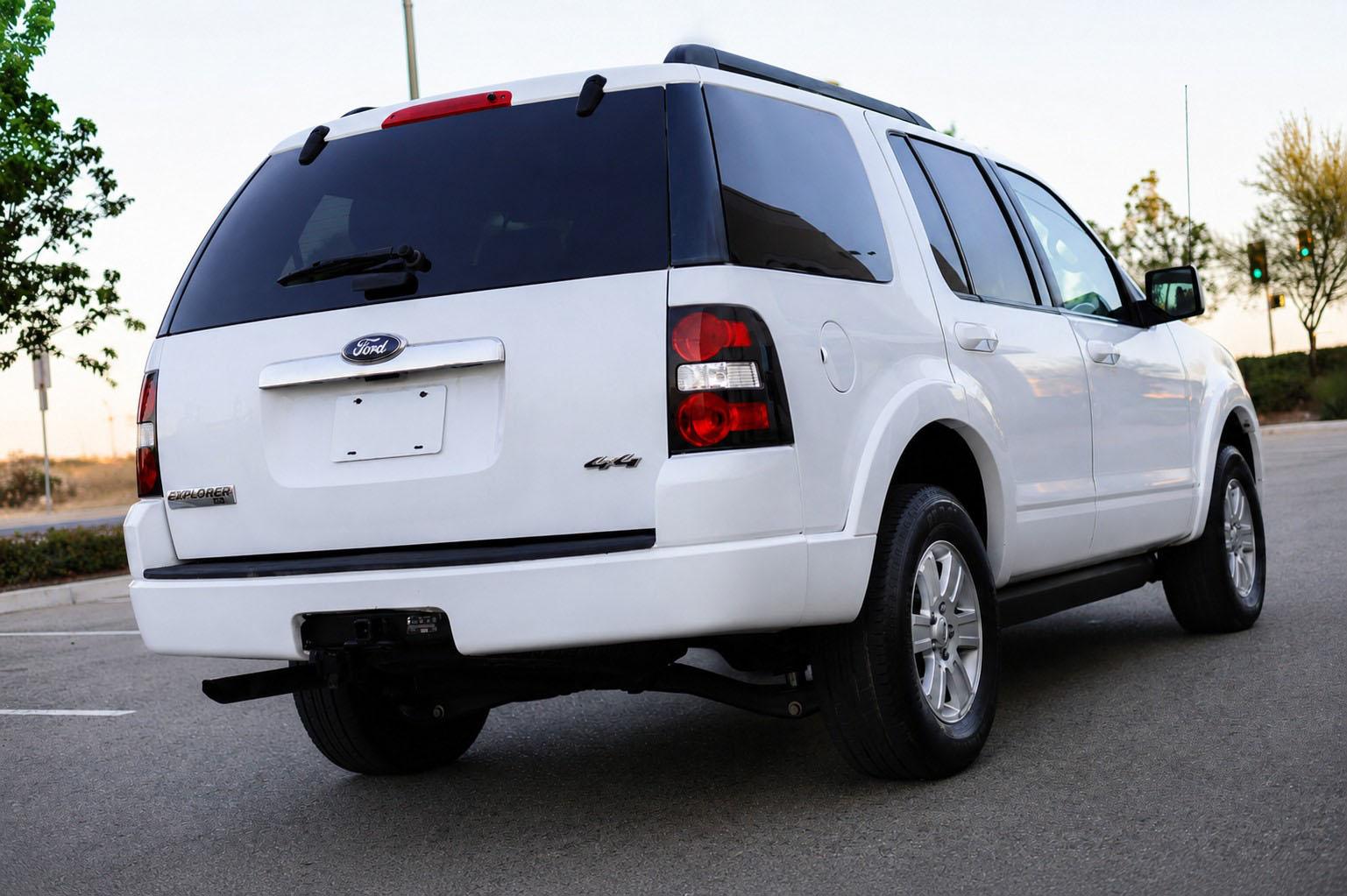 2010 Ford Explorer XLT