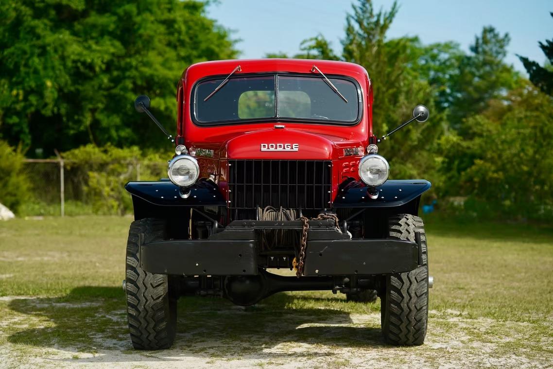 1961 Dodge Power Wagon WM300 - 4