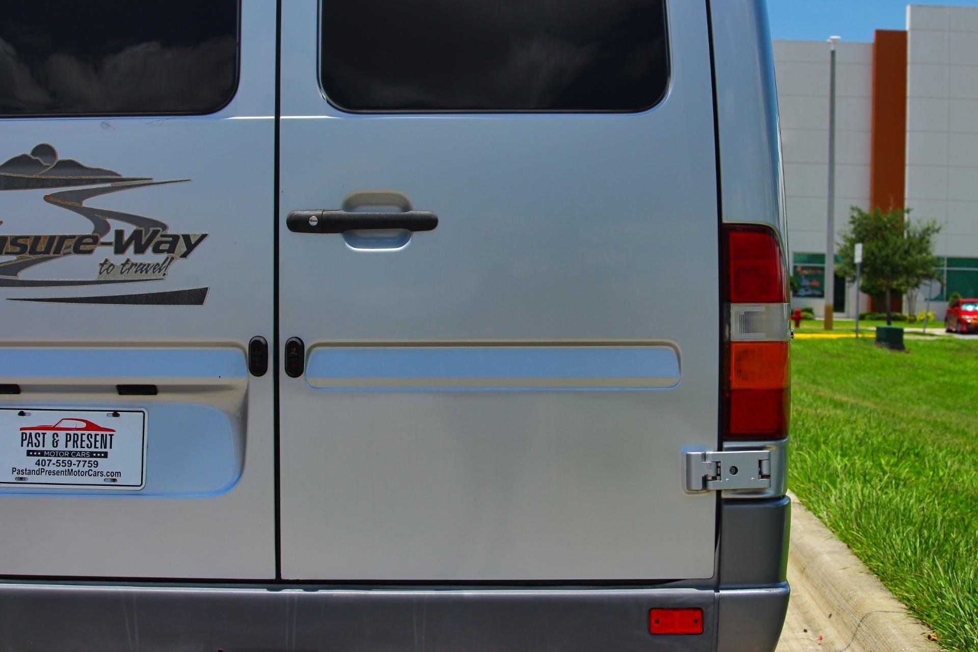 2006 Dodge 2500 Sprinter Camper