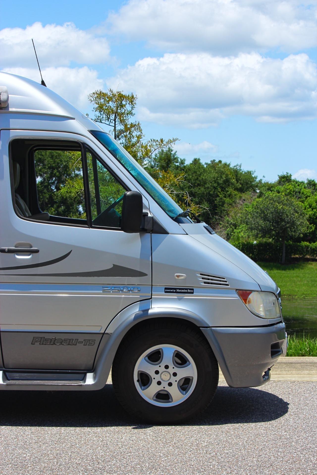 2006 Dodge 2500 Sprinter Camper