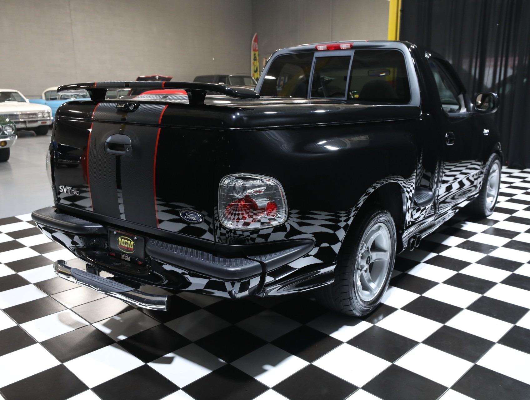 Supercharged 2000 Ford F-150 SVT Lightning