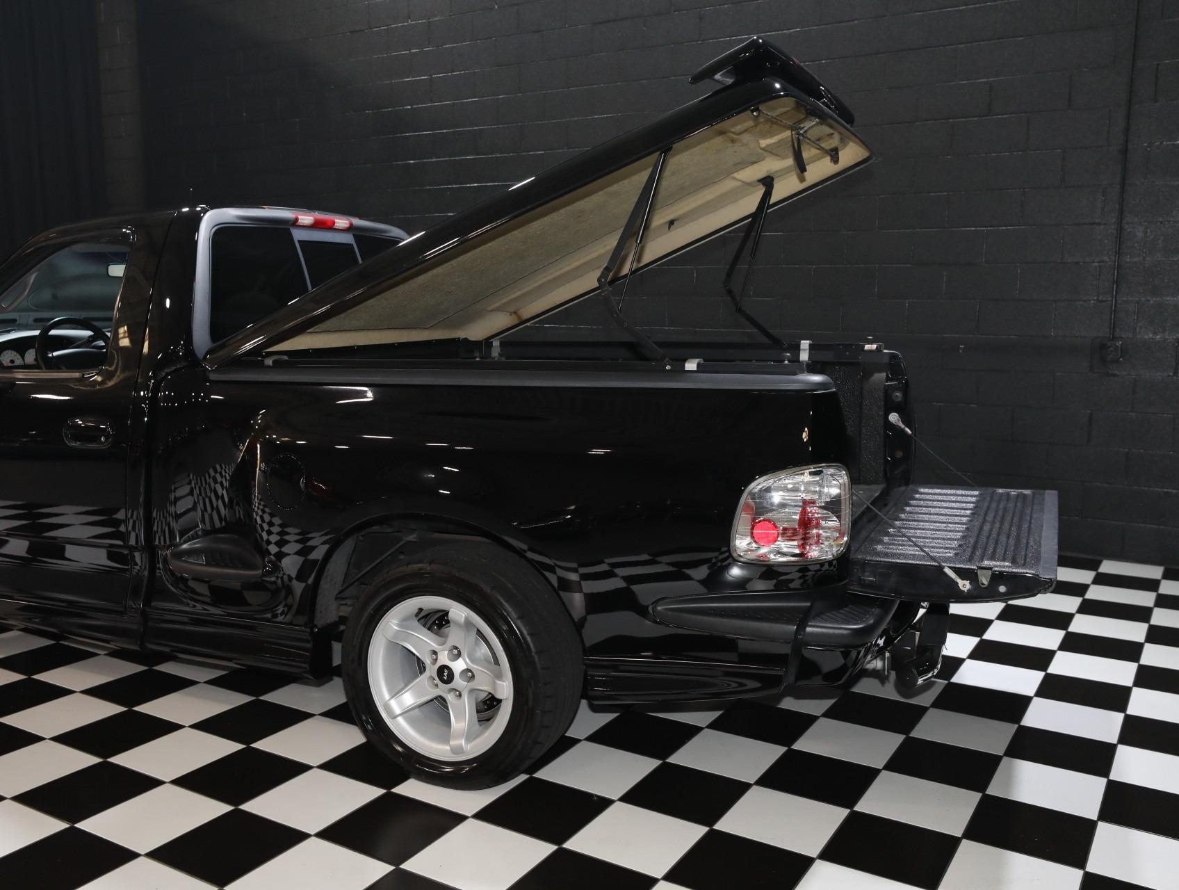 Supercharged 2000 Ford F-150 SVT Lightning