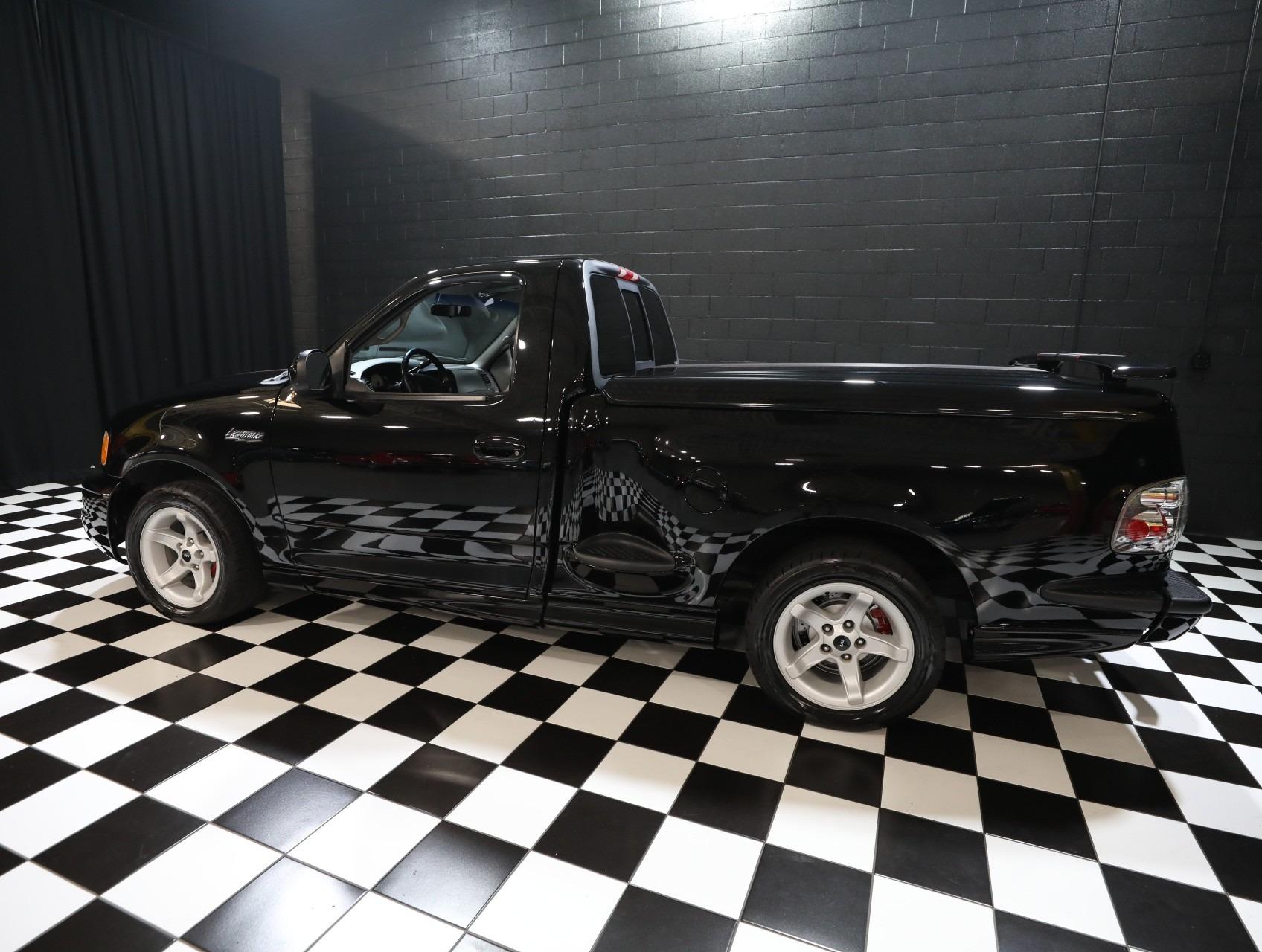 Supercharged 2000 Ford F-150 SVT Lightning
