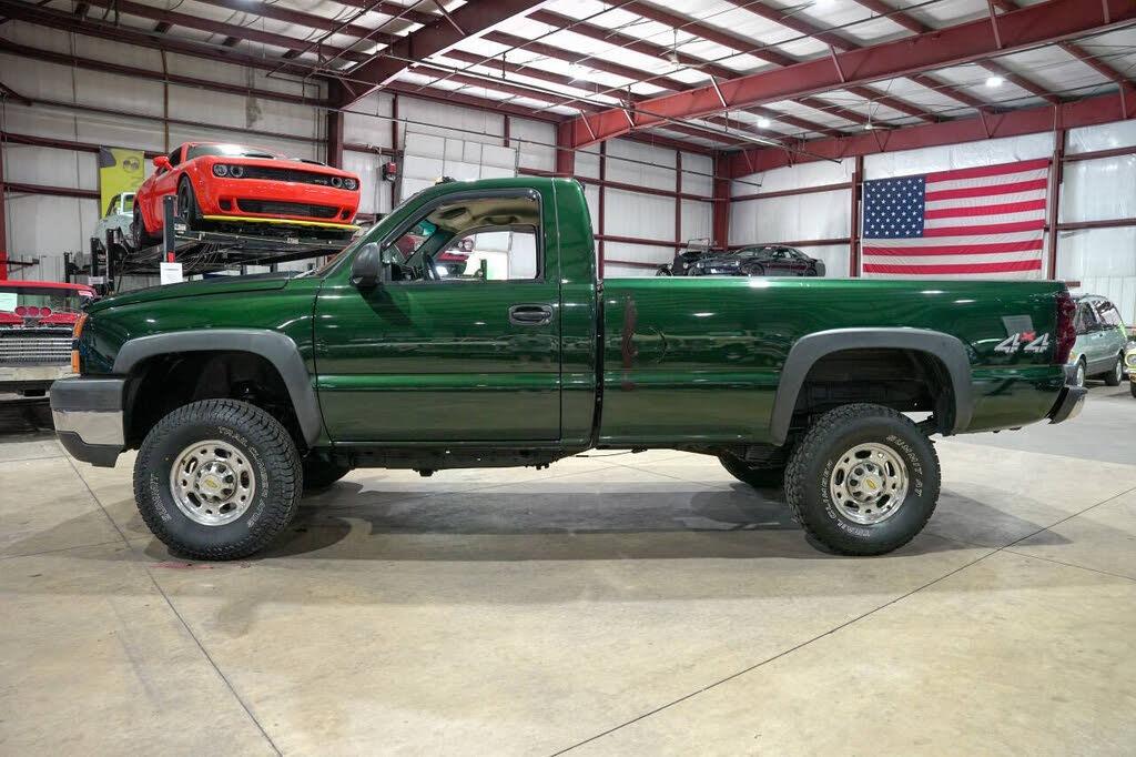 2006 Chevrolet Silverado 2500 HD - 3