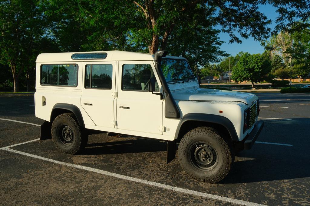  Land Rover Defender