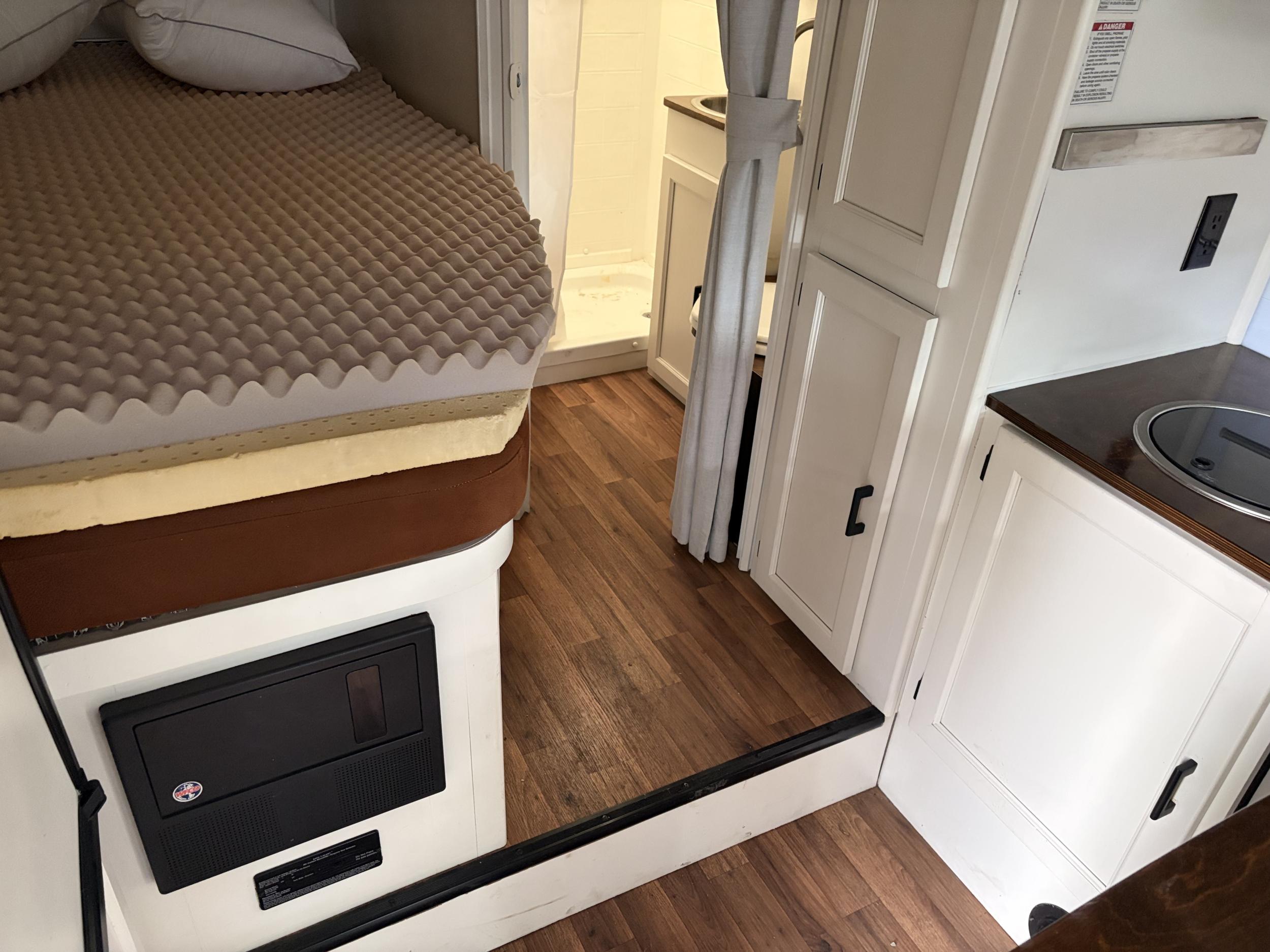 2012 Ford E-350 Coachman Freelander 4x4