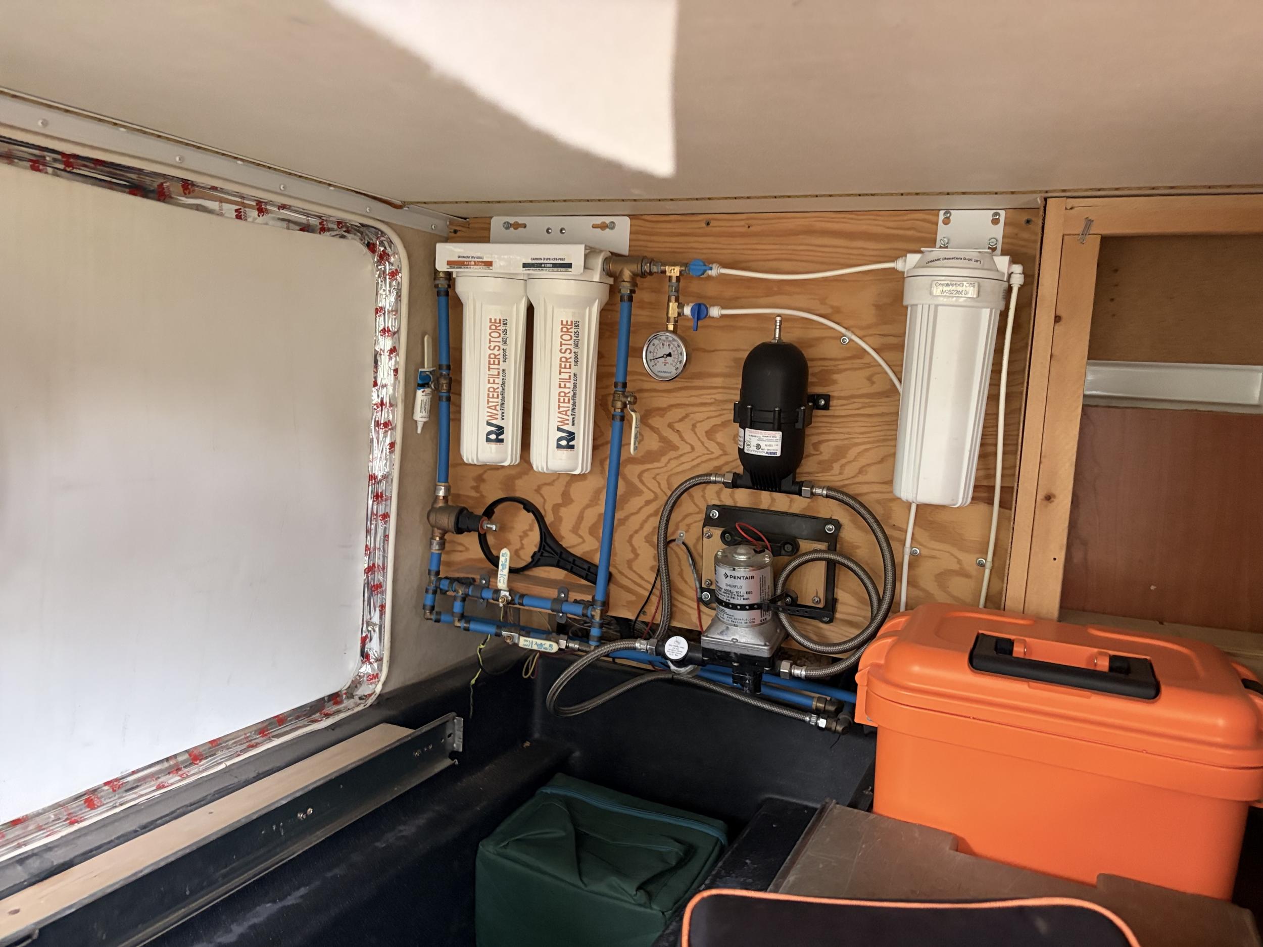 2012 Ford E-350 Coachman Freelander 4x4
