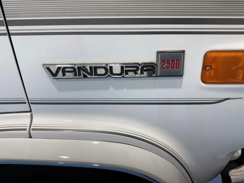 1995 GMC G2500 Vandura