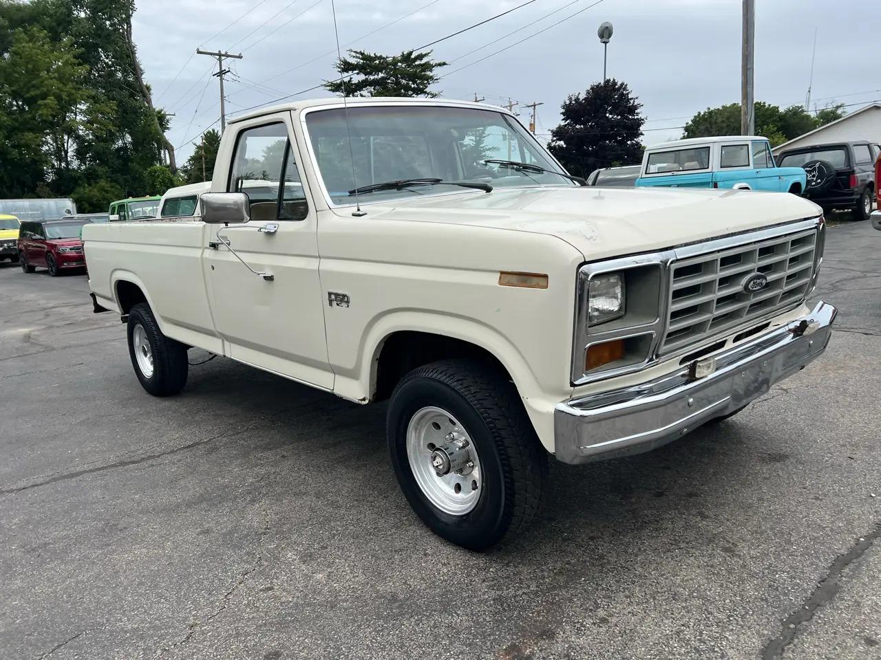 1986 Ford F-150 Styleside - 3