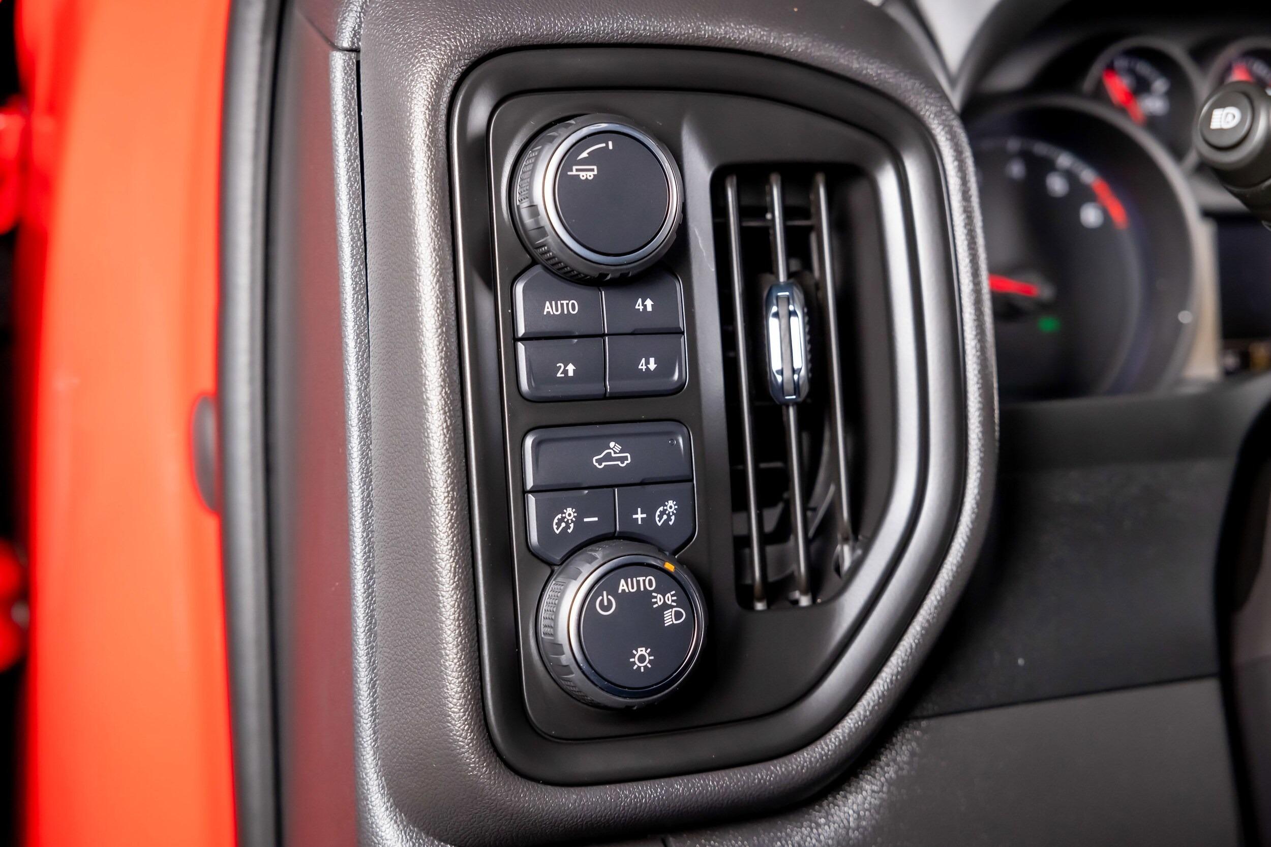 2023 Chevrolet Silverado 1500 Custom Trail Boss