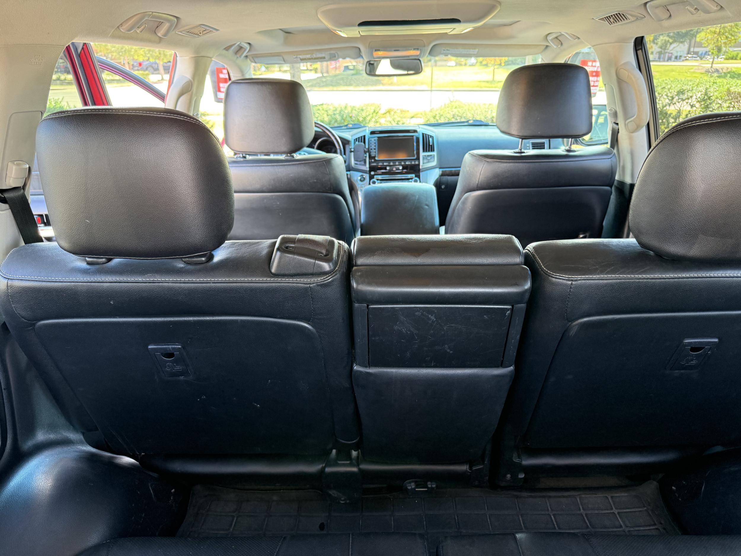 2014 Toyota Land Cruiser