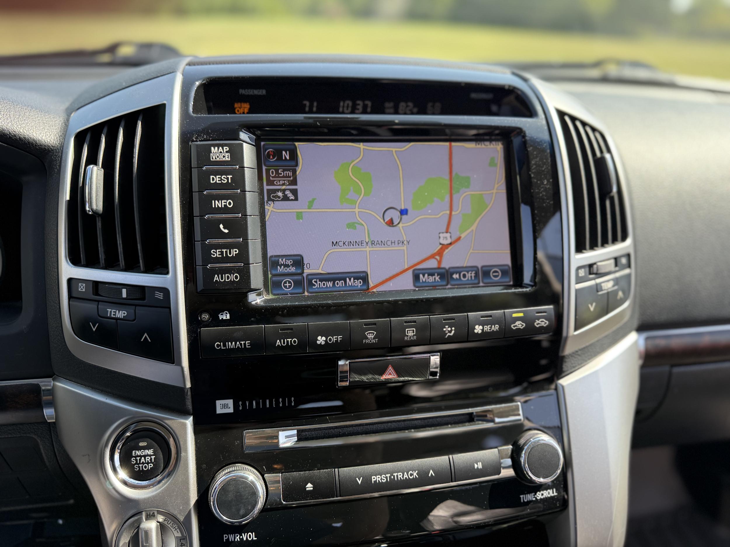 2014 Toyota Land Cruiser